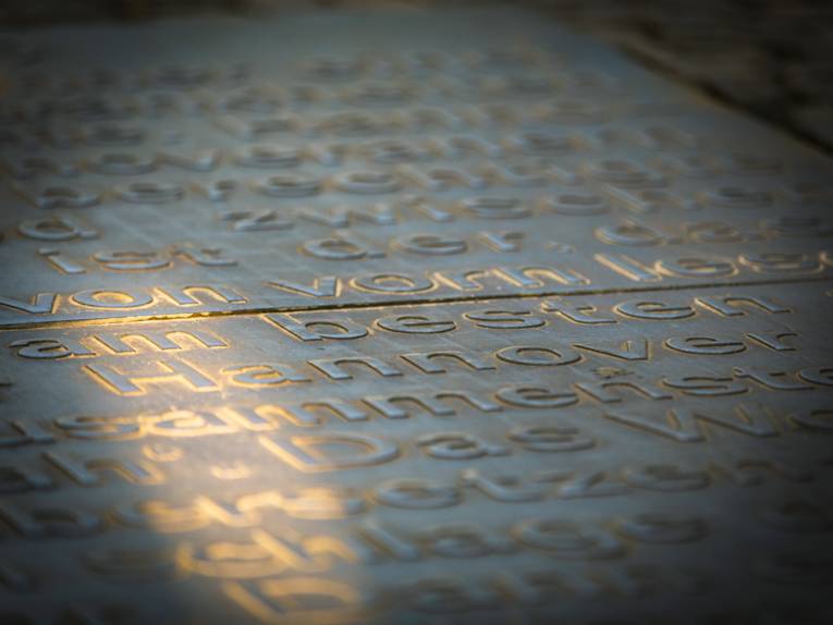 Siegfried Neuenhausen | Den Hannoveranern zu Füßen gelegt